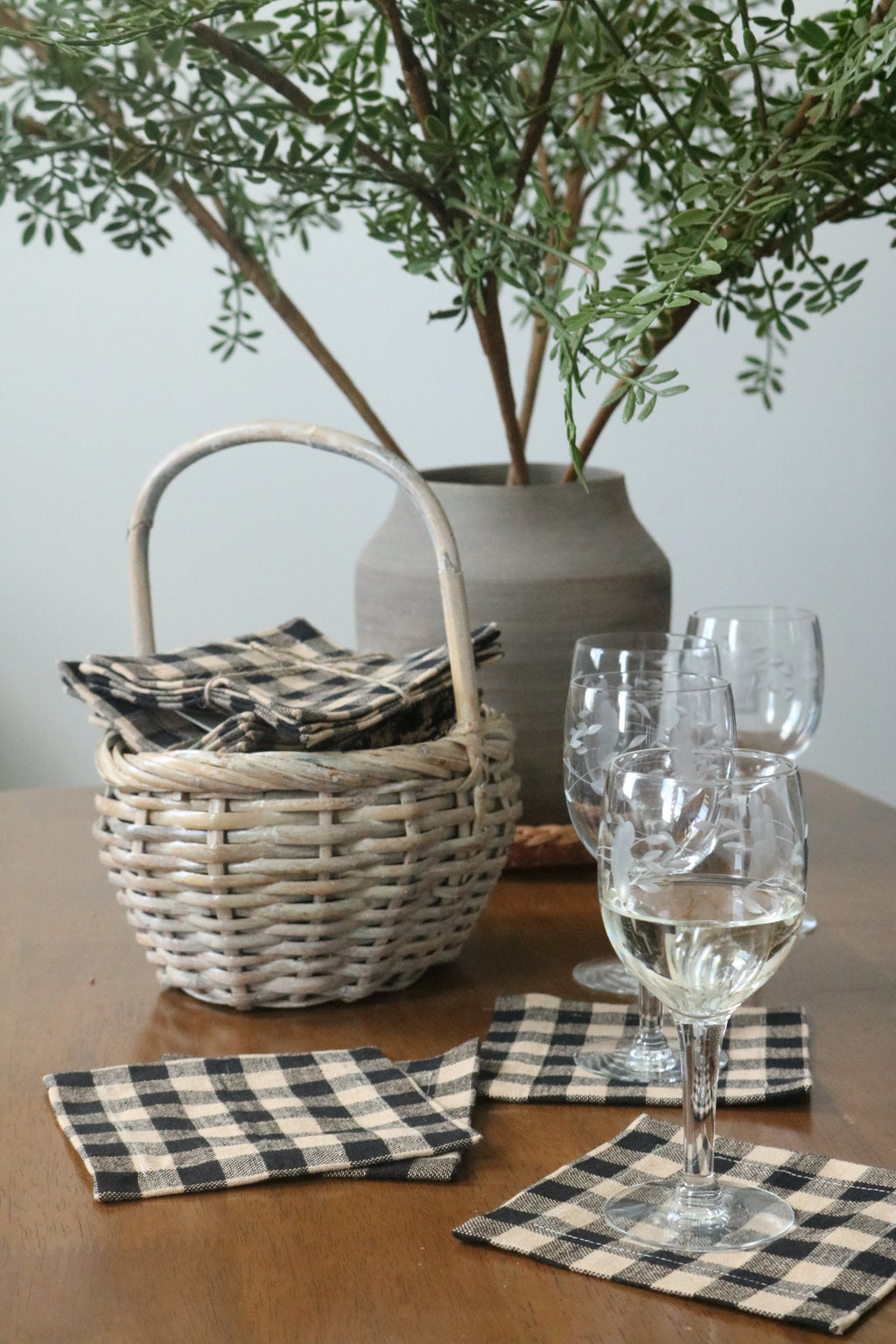 Loretta Cocktail Napkins