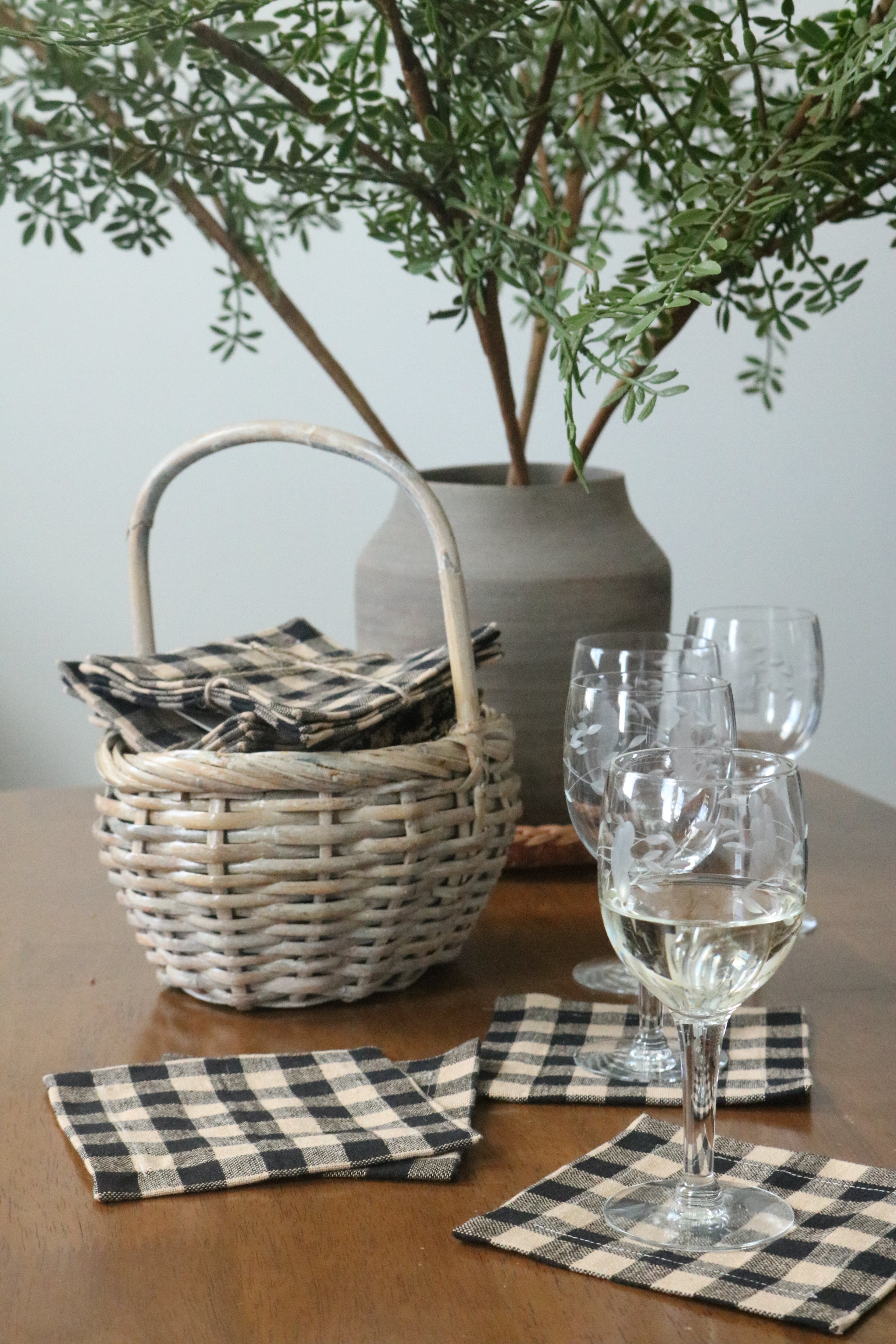Loretta Cocktail Napkins